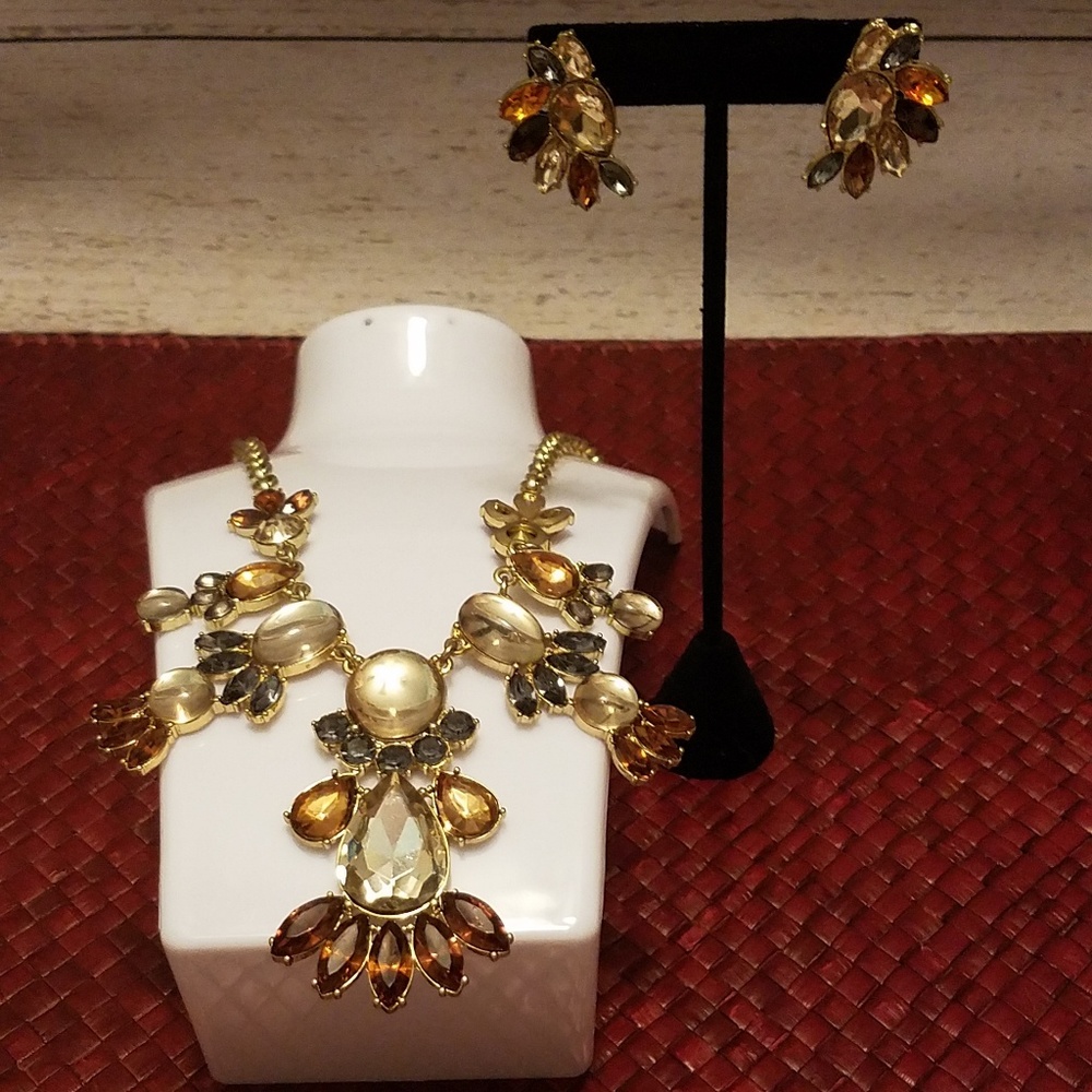 Banana Republic Necklace Earring Set Brown Clear